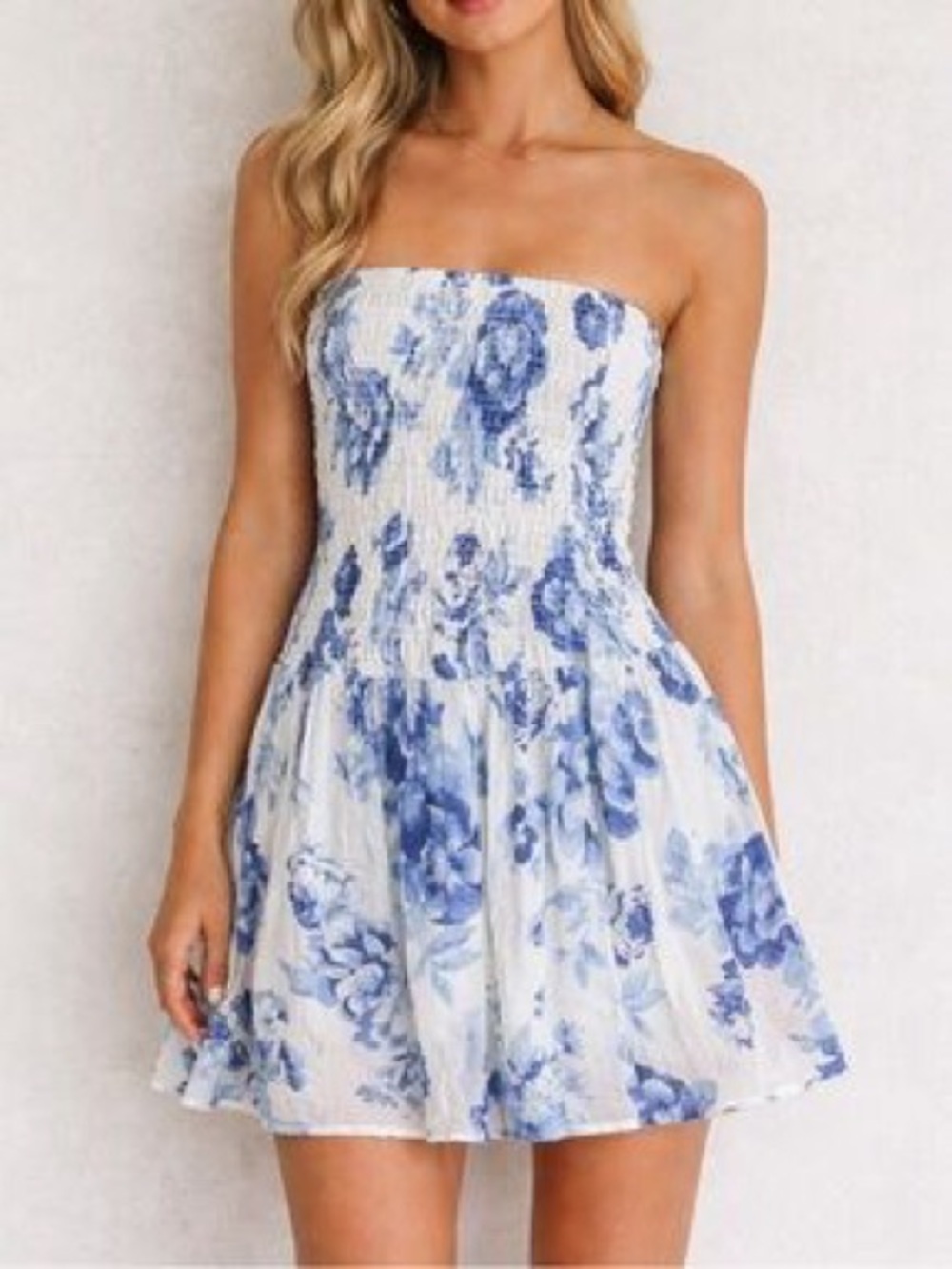 Hollister Co. Women's Blue and White Playsuit-romper Size L